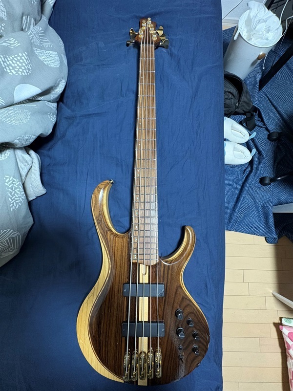 Ibanez BTB1805の画像